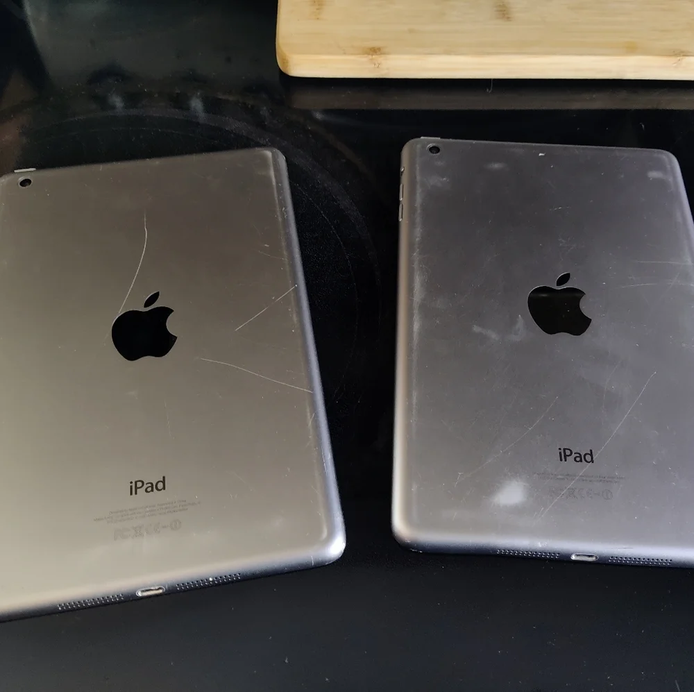 Used Apple iPad Minis In Working Condition Both With Issues Models A1489 & A1432